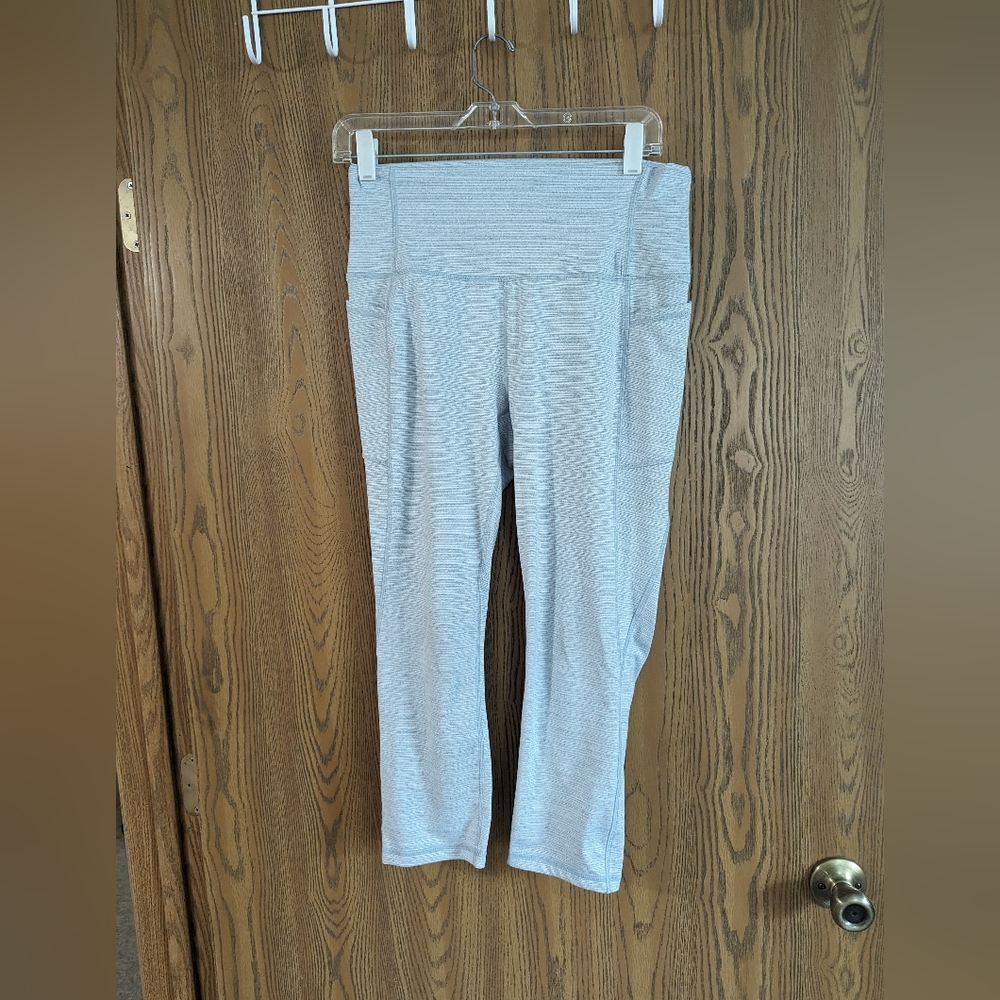 Reebok Women's Capri Leggings Size Large